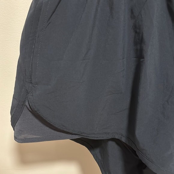 Aerie athletic running shorts. - Picture 3 of 8